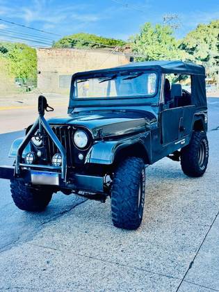 WILLYS JEEP 2.6 6 CILINDROS 12V GASOLINA 2P MANUAL